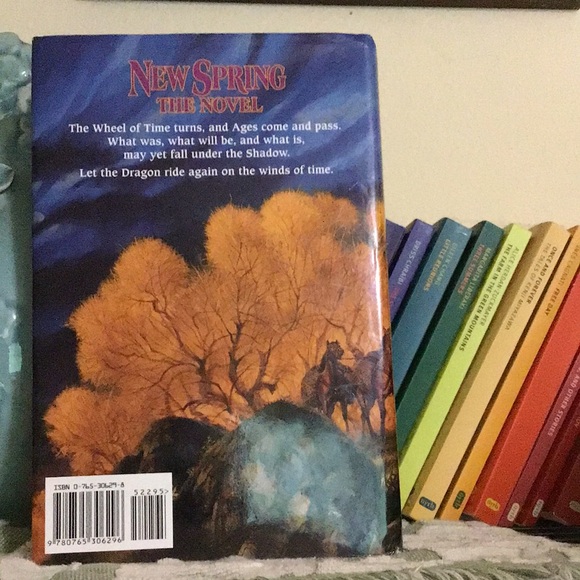 New Spring: The Wheel of Time—In the Beginning, Robert Jordan - Picture 3 of 3